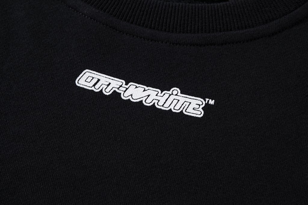 831#off white